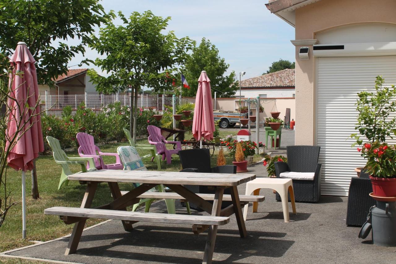 B&B La Garona Saint-Nicolas-de-la-Grave Exterior photo